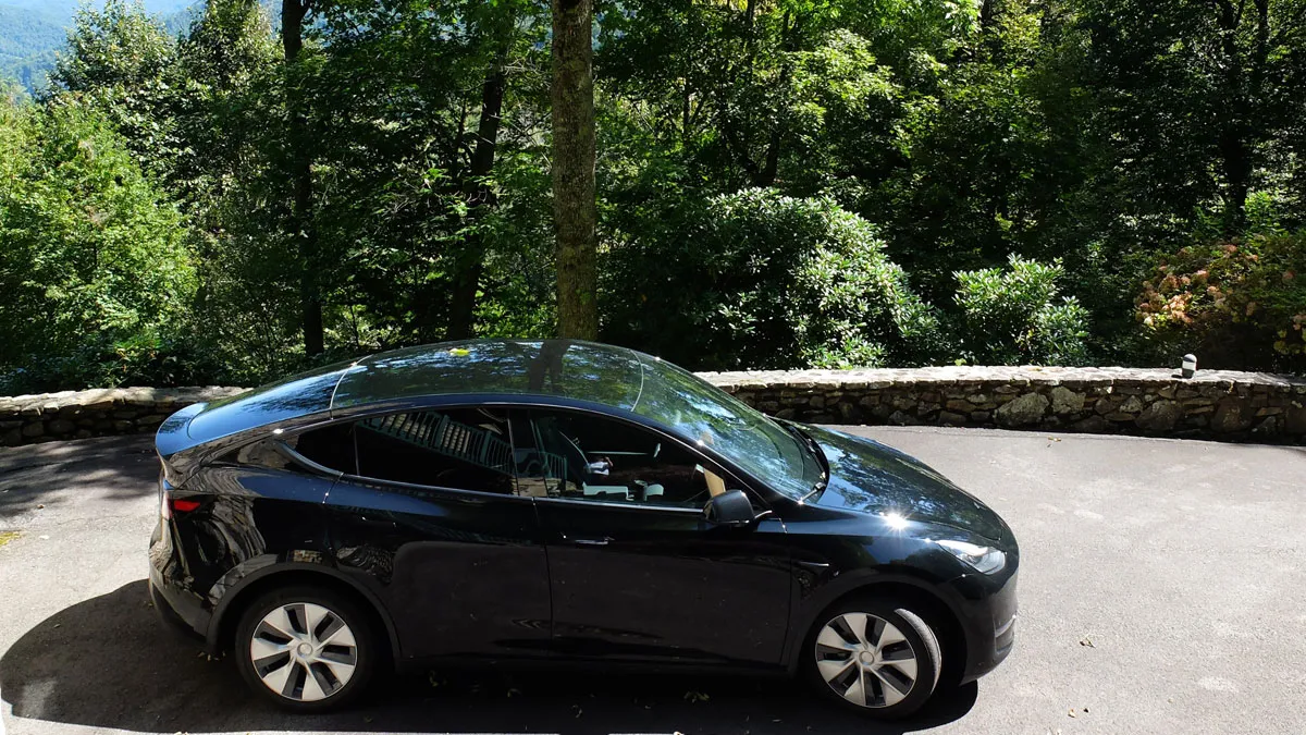 Tesla service center coming to Knoxville